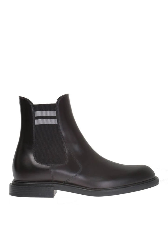 Fendi Black Leather Chelsea Boots 11