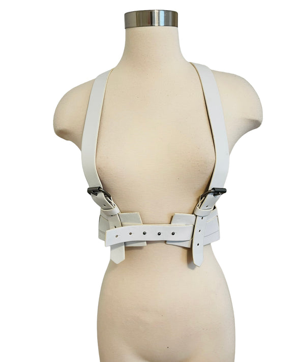 BCBG White Leather Harness Waist Belt Sz sm