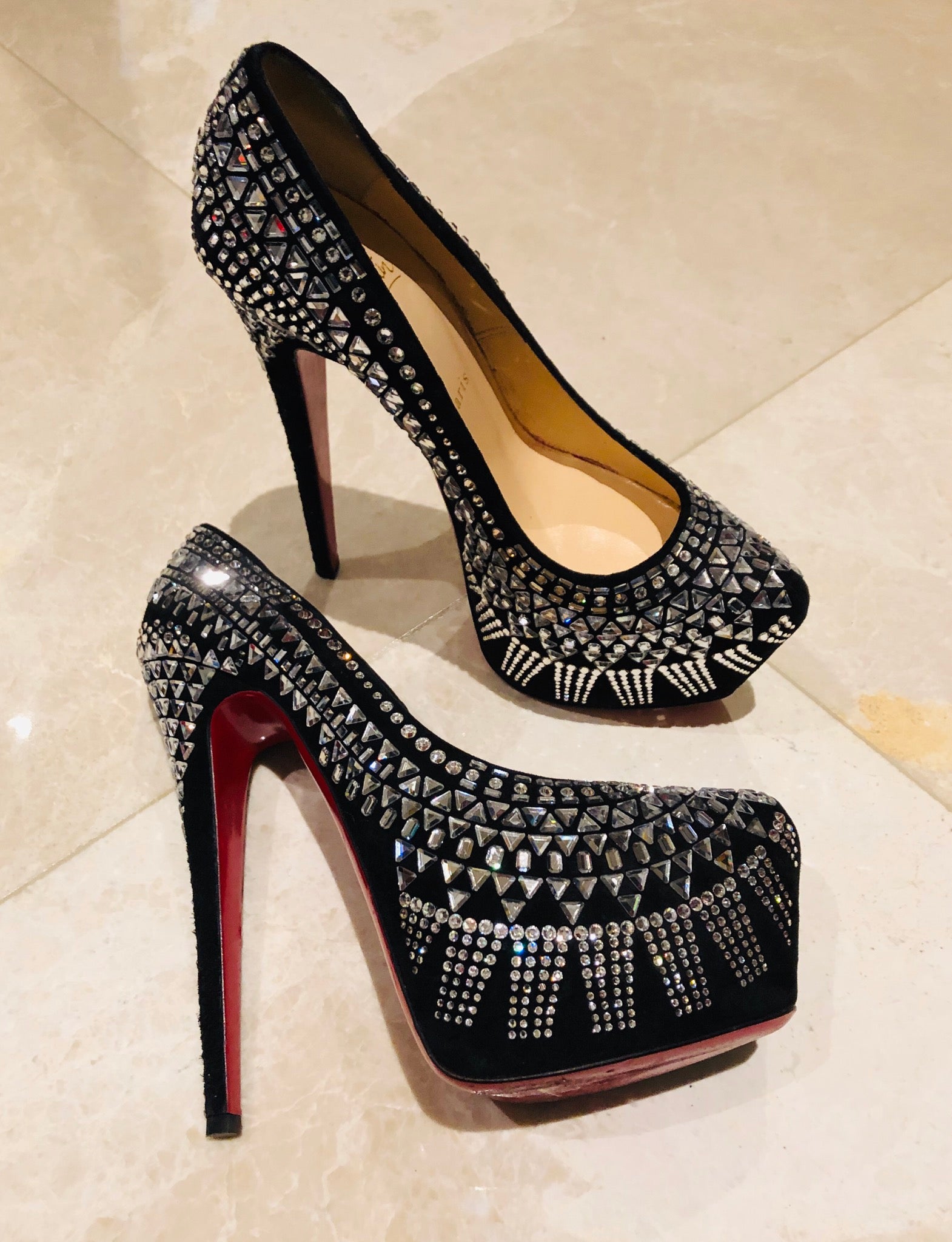 Christian Louboutin Daffodile Decora Strass Platform Pumps SZ 38.5 Wopsters Closet