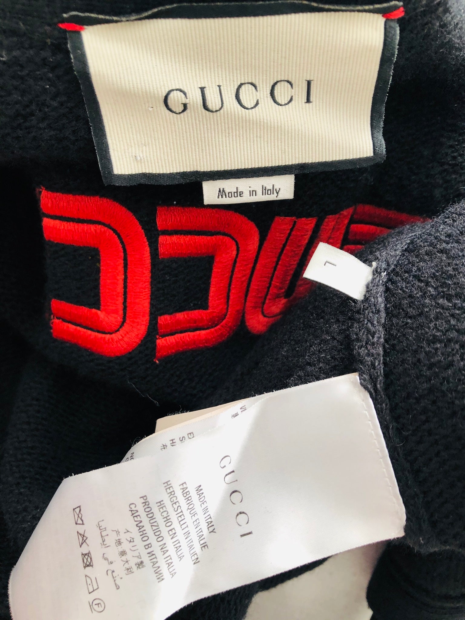 Gucci Guccy Bugs Bunny Cardigan Sweater Sz L – Wopsters Closet