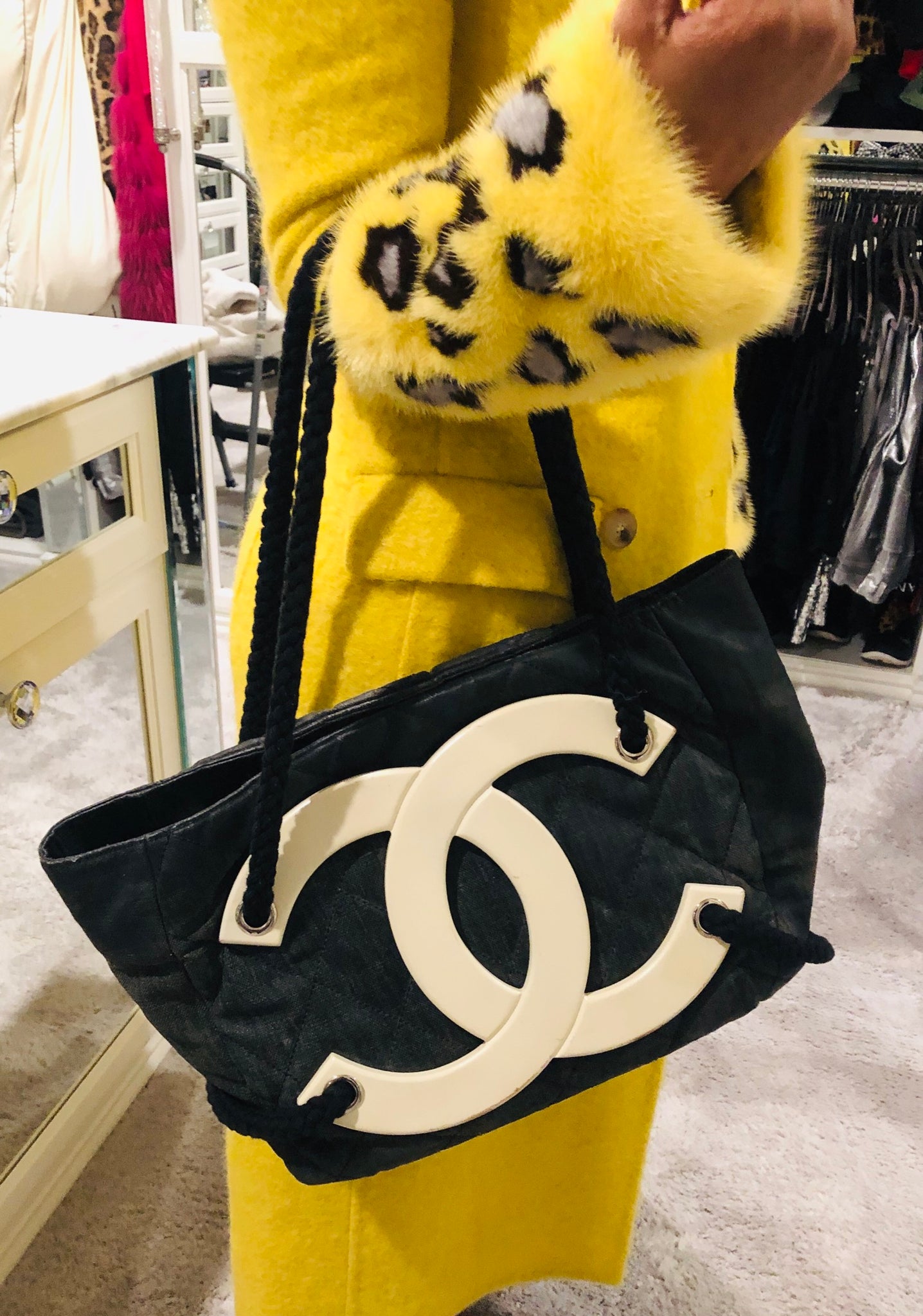 Chanel tote bag canvas sales